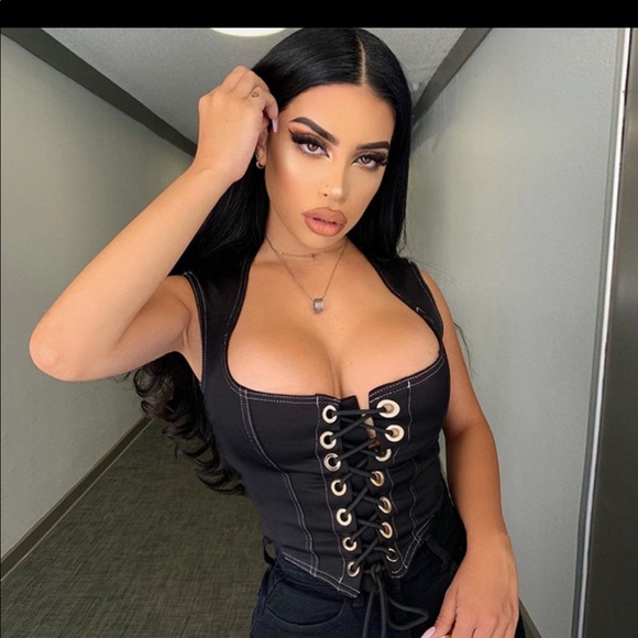 Corset laced top😍 - Picture 10 of 12